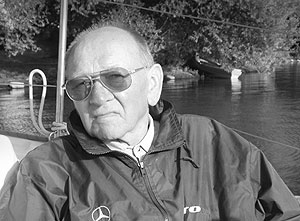 Józef Narkowicz podczas wyprawy wędkarskiej. Sierpień 2009 r. - Jezioro Drawsko.